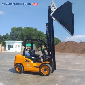 Xe nâng càng gật gù
