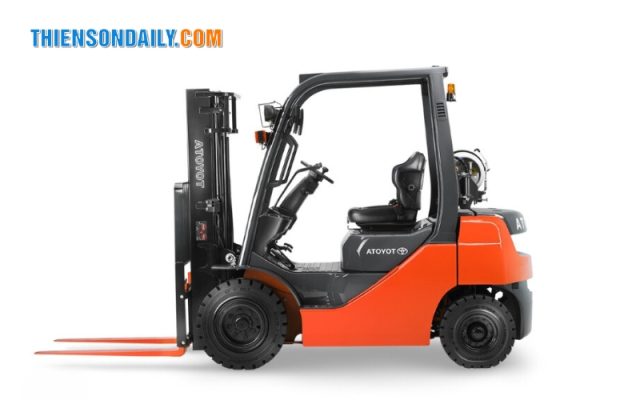 Xe nâng chạy điện