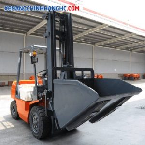 xe nâng xúc lật