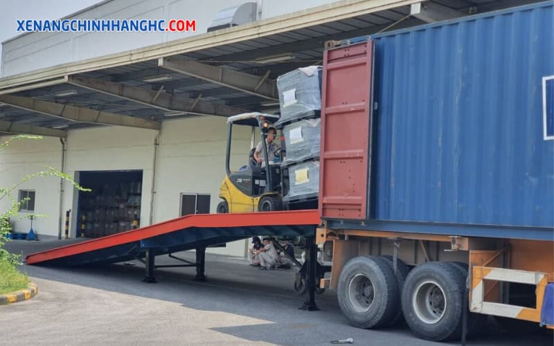 Cầu xe nâng