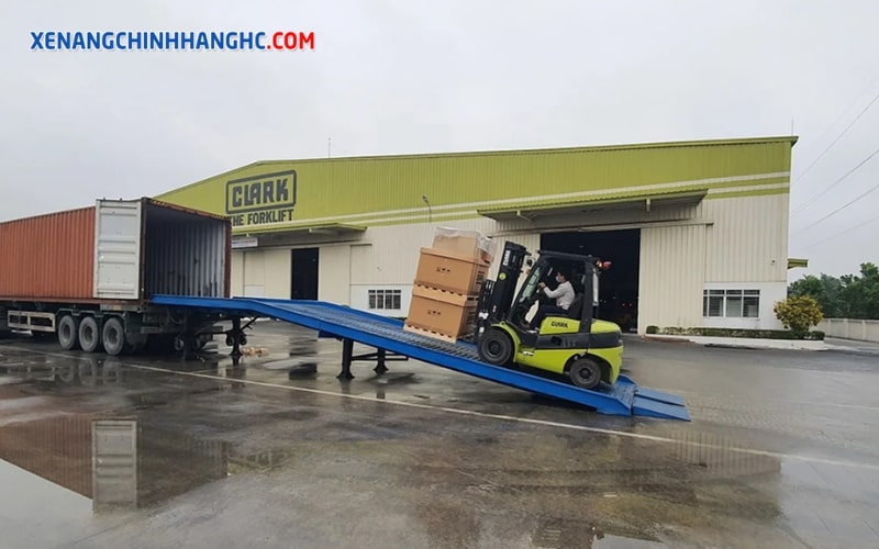 Cầu xe nâng