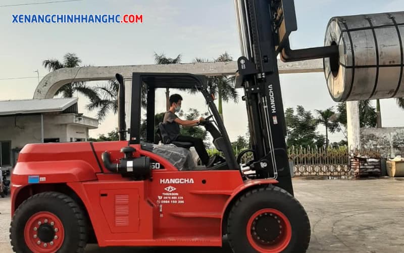 Xe nâng đối trọng