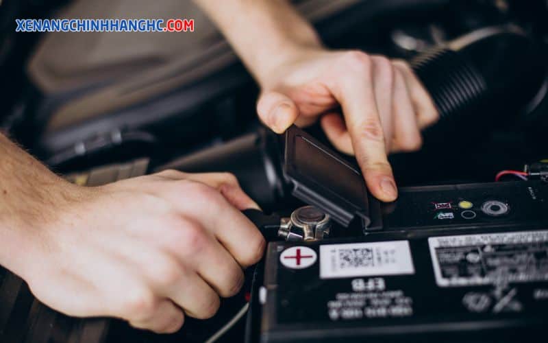 cách phục hồi bình ắc quy khô