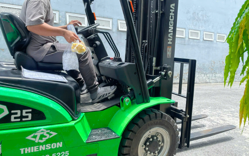 Phiên bản AE seri với phân khúc tải trọng xe nâng điện 2.5 tấn sở hữu nhiều ưu thế